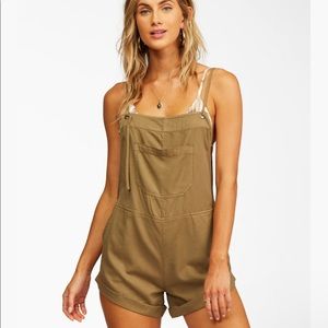 Billabong play suit/overall